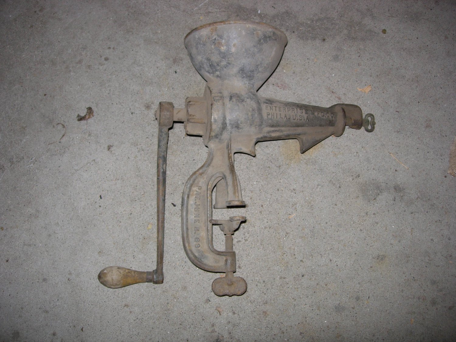 Antique 1895 Embossed Cast Iron No 34 Enterprise Juicer Fruit Press Wine Tool