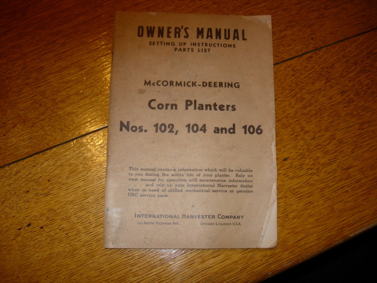 McCormick-Deering Corn planter Manual no 102, 104 &106