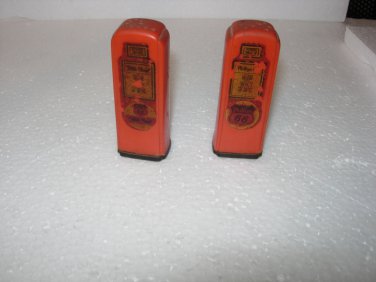 Vintage Phillips 66 Gas Pump Salt and Pepper Round Top