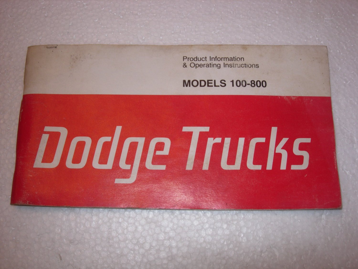 1976 Dodge Truck Models 100 - 800 Operators Owners Manual