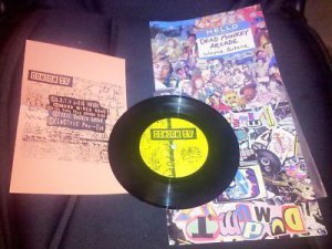 DumDum TV / Wayne Butane - Eerie Themes #5 Split 7" Vinyl Single Experimental NM
