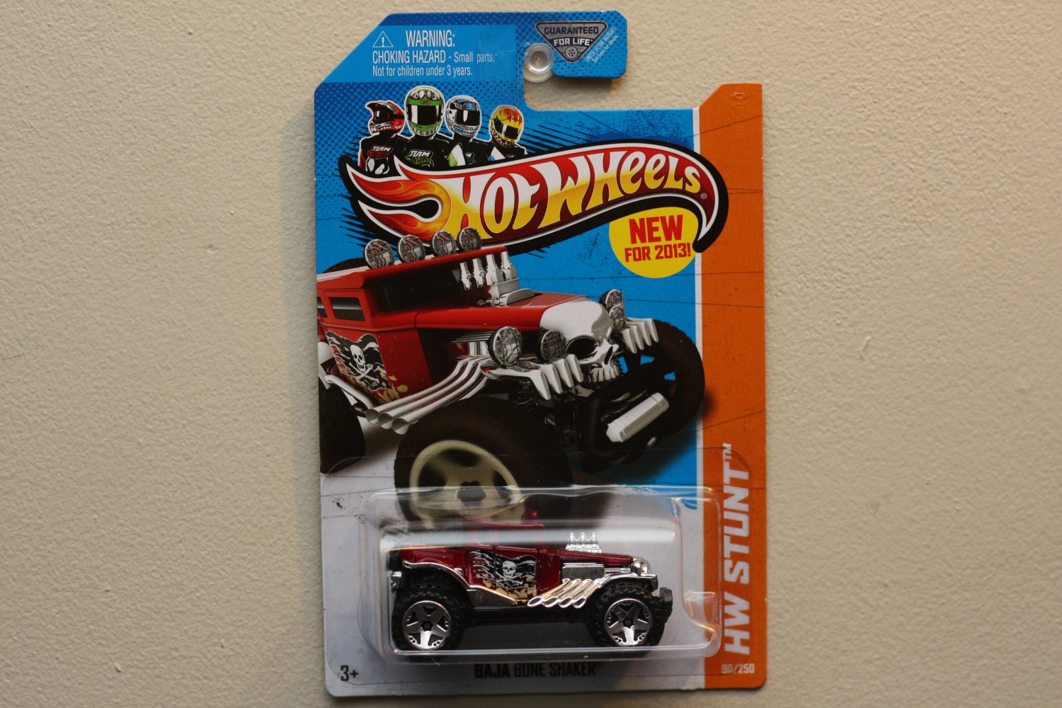 Hot Wheels 2013 HW Stunt Baja Bone Shaker (red)