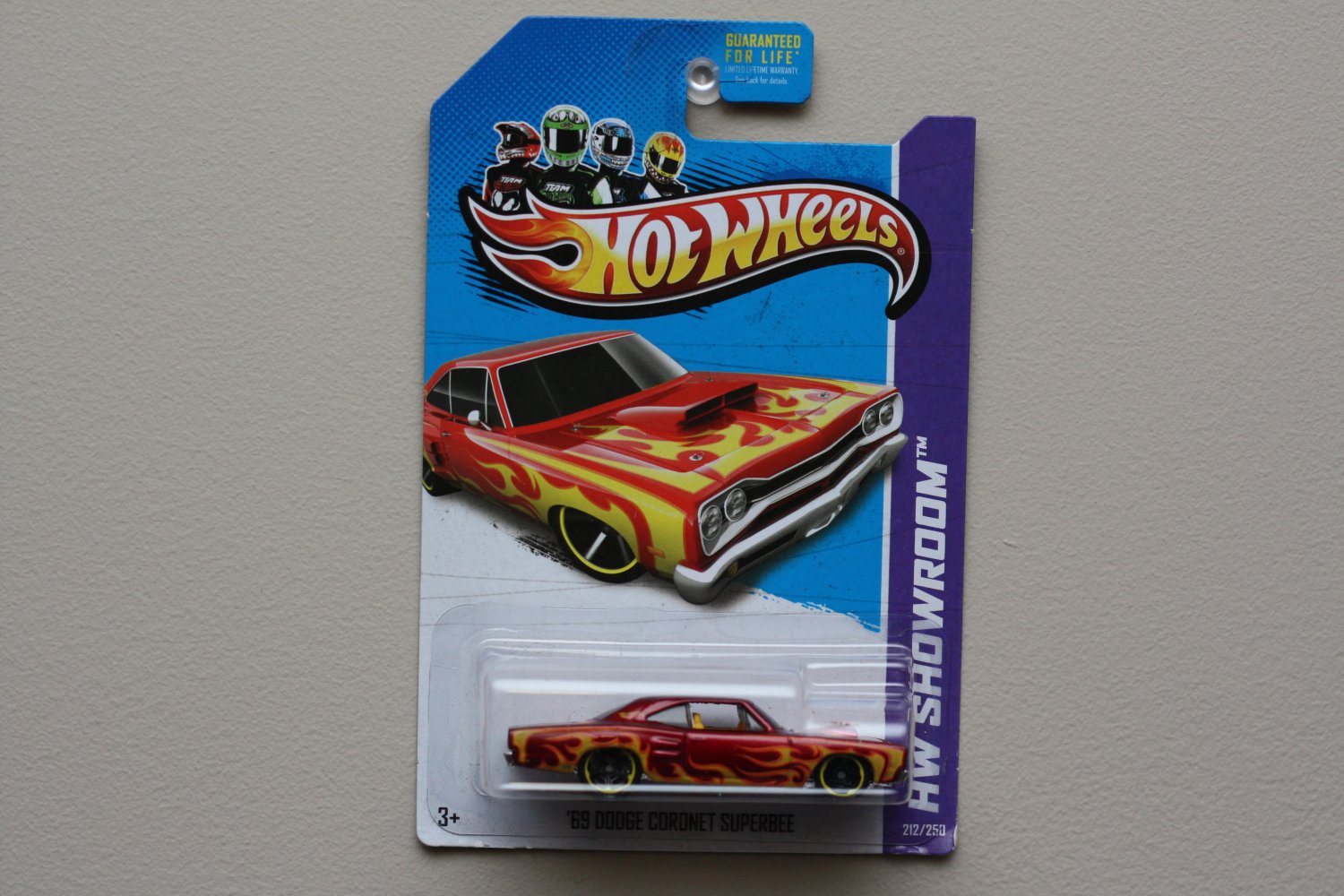 Hot Wheels 2013 HW Showroom '69 Dodge Super Bee (red)