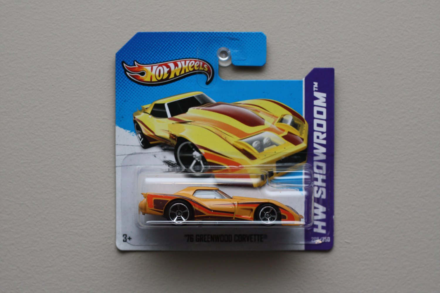 Hot Wheels Greenwood Corvette '76 - HW Art Cars 2023 Series (7/10) - Yellow/Dragon - 1:64 Scale Die-Cast Car - View #9