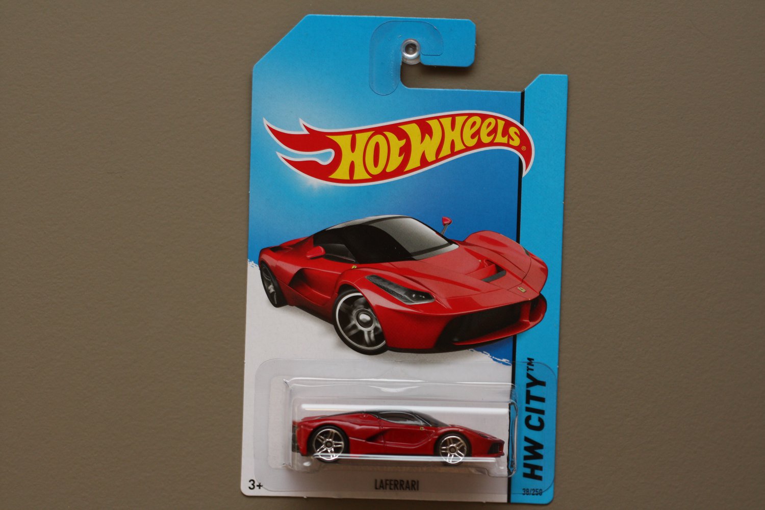 Hot Wheels 2014 HW City LaFerrari (Ferrari) (red)