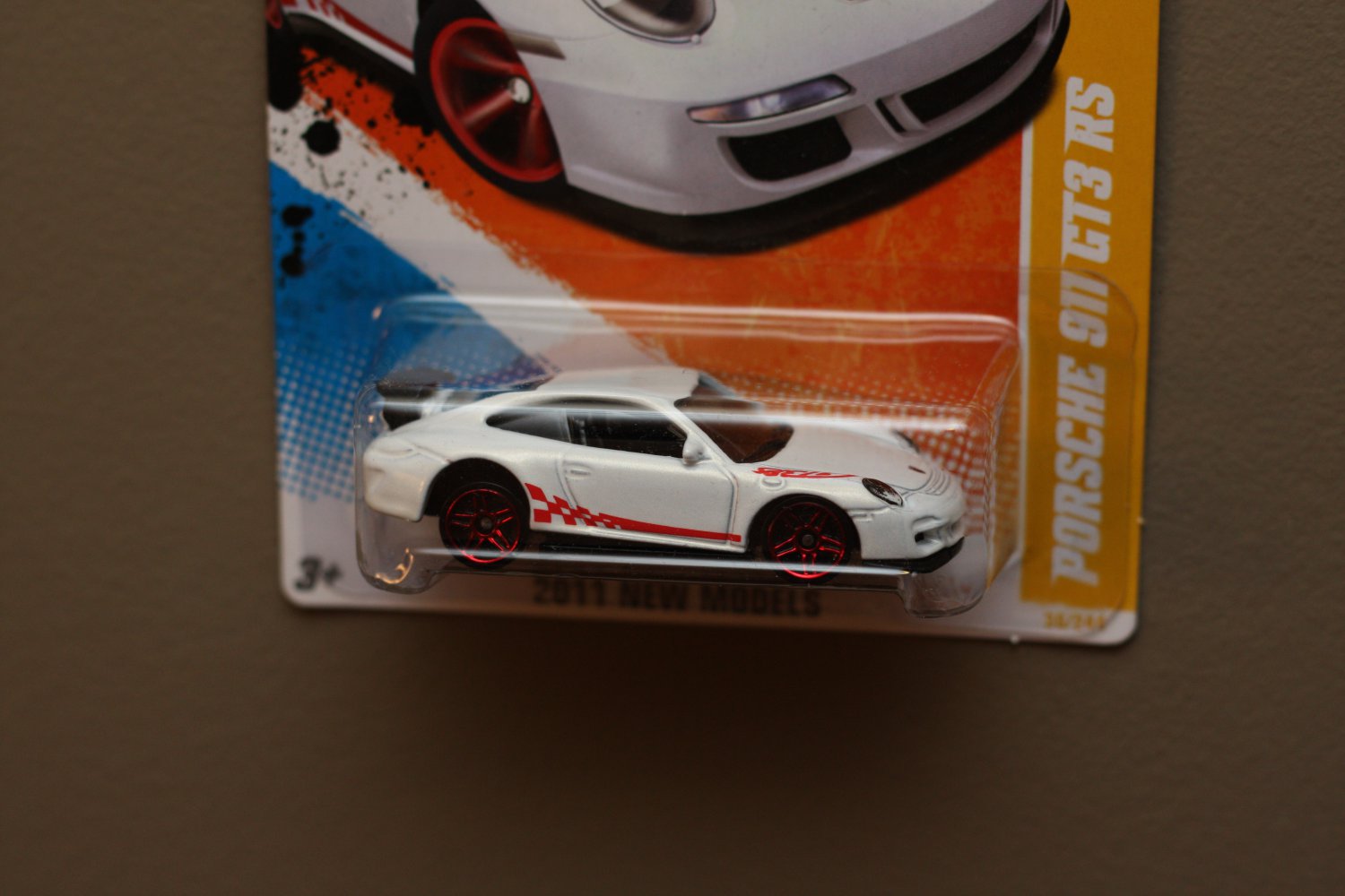 [ASSEMBLY ERROR] Hot Wheels 2011 New Models Porsche 911 GT3 RS (white)