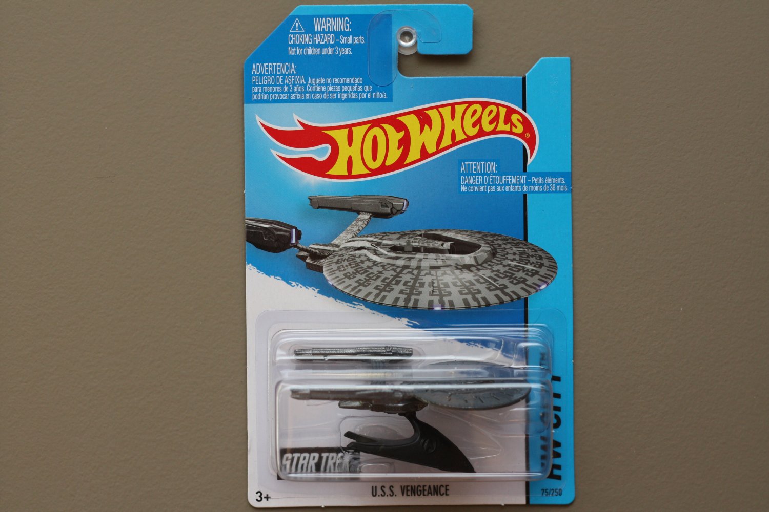 Hot Wheels 2014 HW City Star Trek U.S.S. Vengeance (grey)