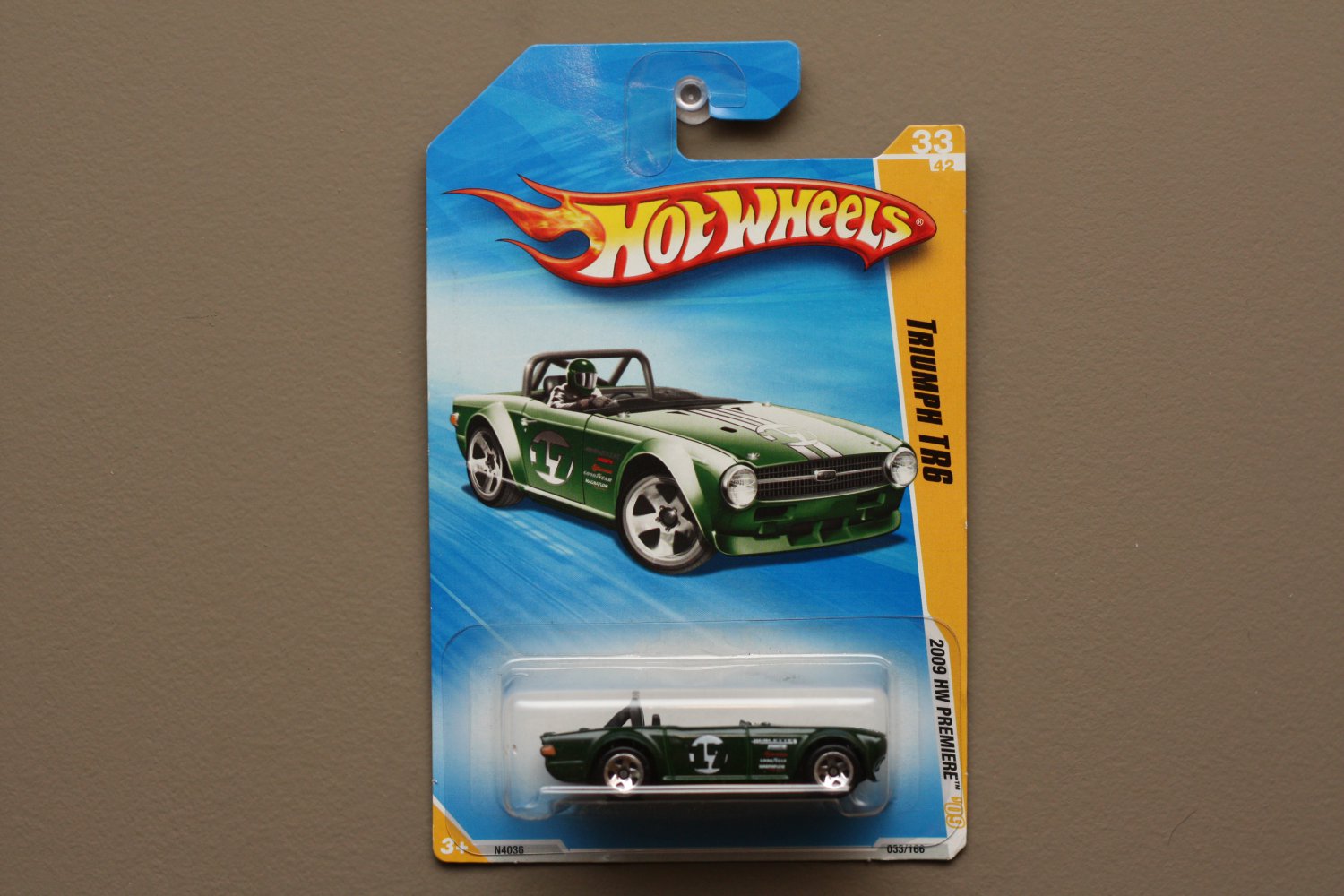 Hot Wheels 2009 HW Premiere Triumph TR6 (green)