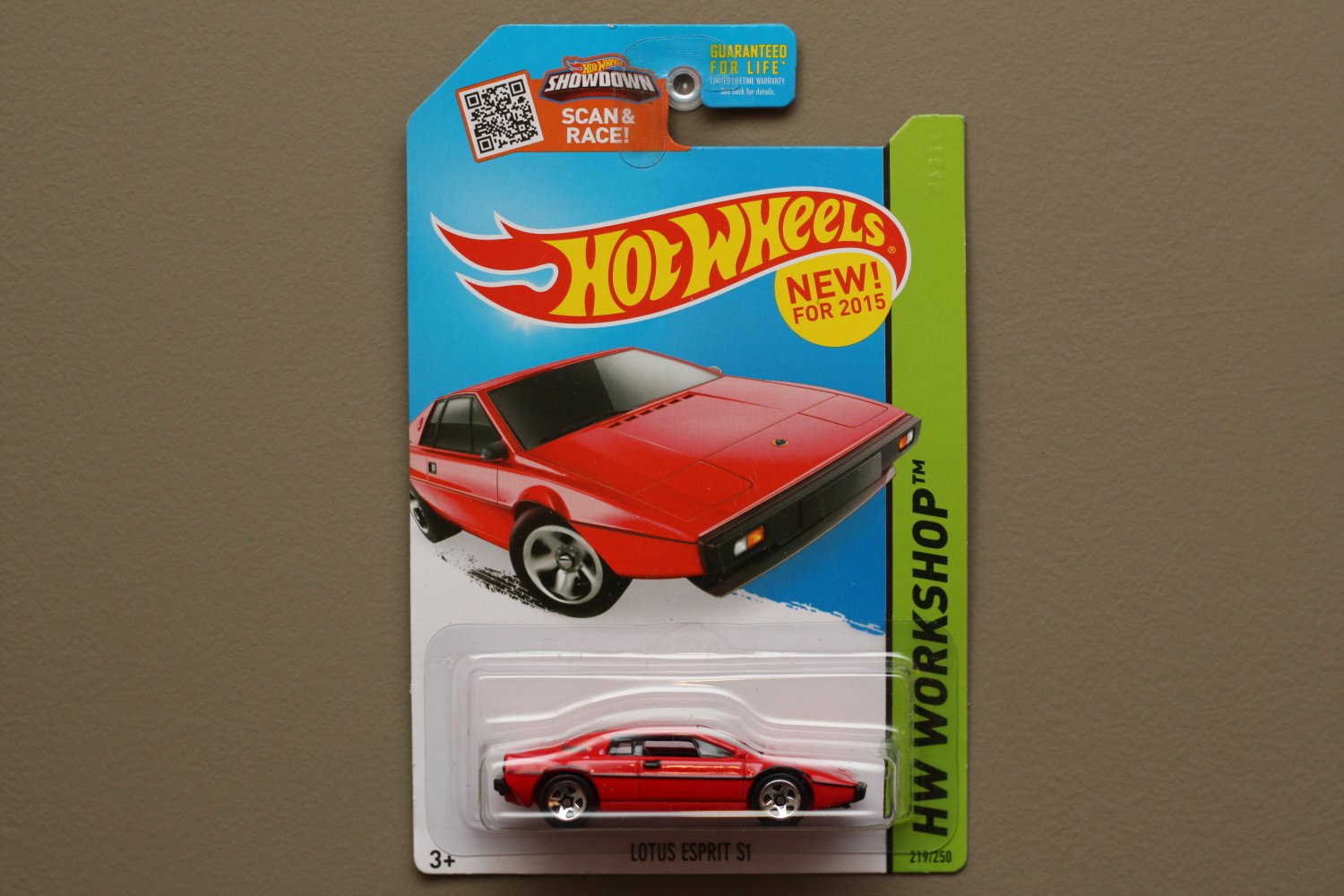 Hot Wheels 2015 HW Workshop Lotus Esprit S1 (red)