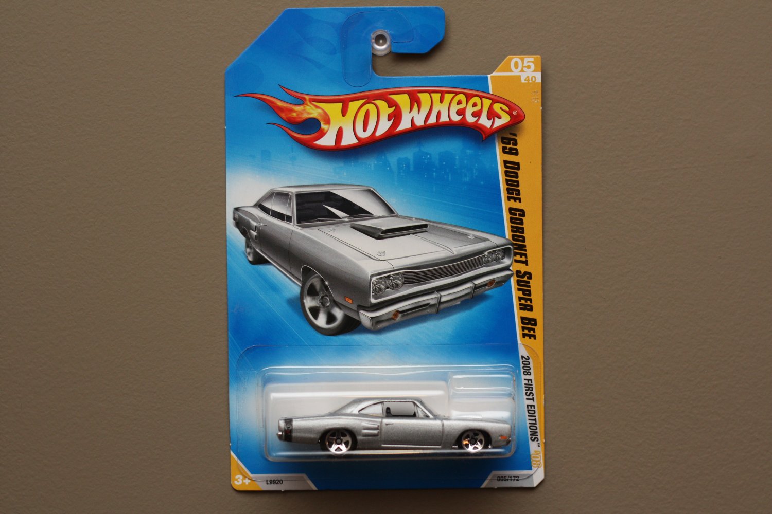Hot Wheels 2008 First Editions '69 Dodge Coronet Super Bee (silv.....