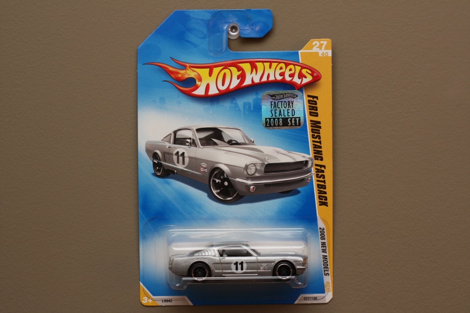 Hot Wheels 2008 New Models '65 Ford Mustang Fastback (silver)