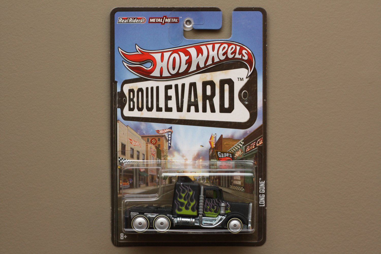 Hot Wheels Boulevard Case M Long Gone (SEE CONDITION)