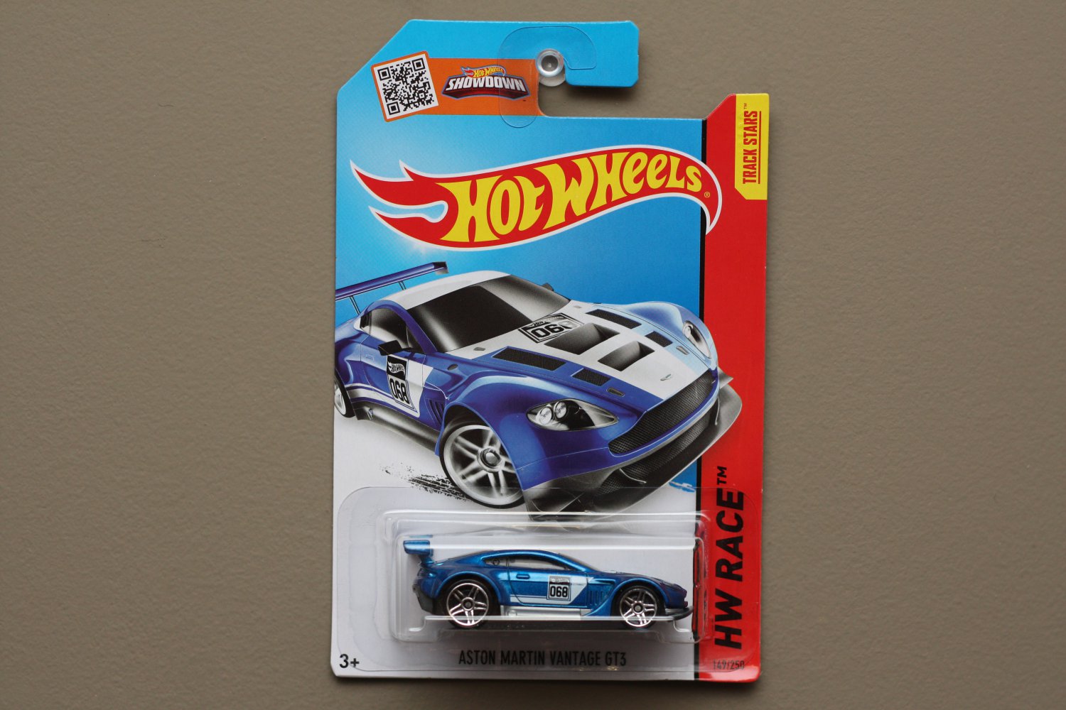 Hot Wheels 2015 HW Race Aston Martin Vantage GT3 (blue) (SEE CONDITIO...