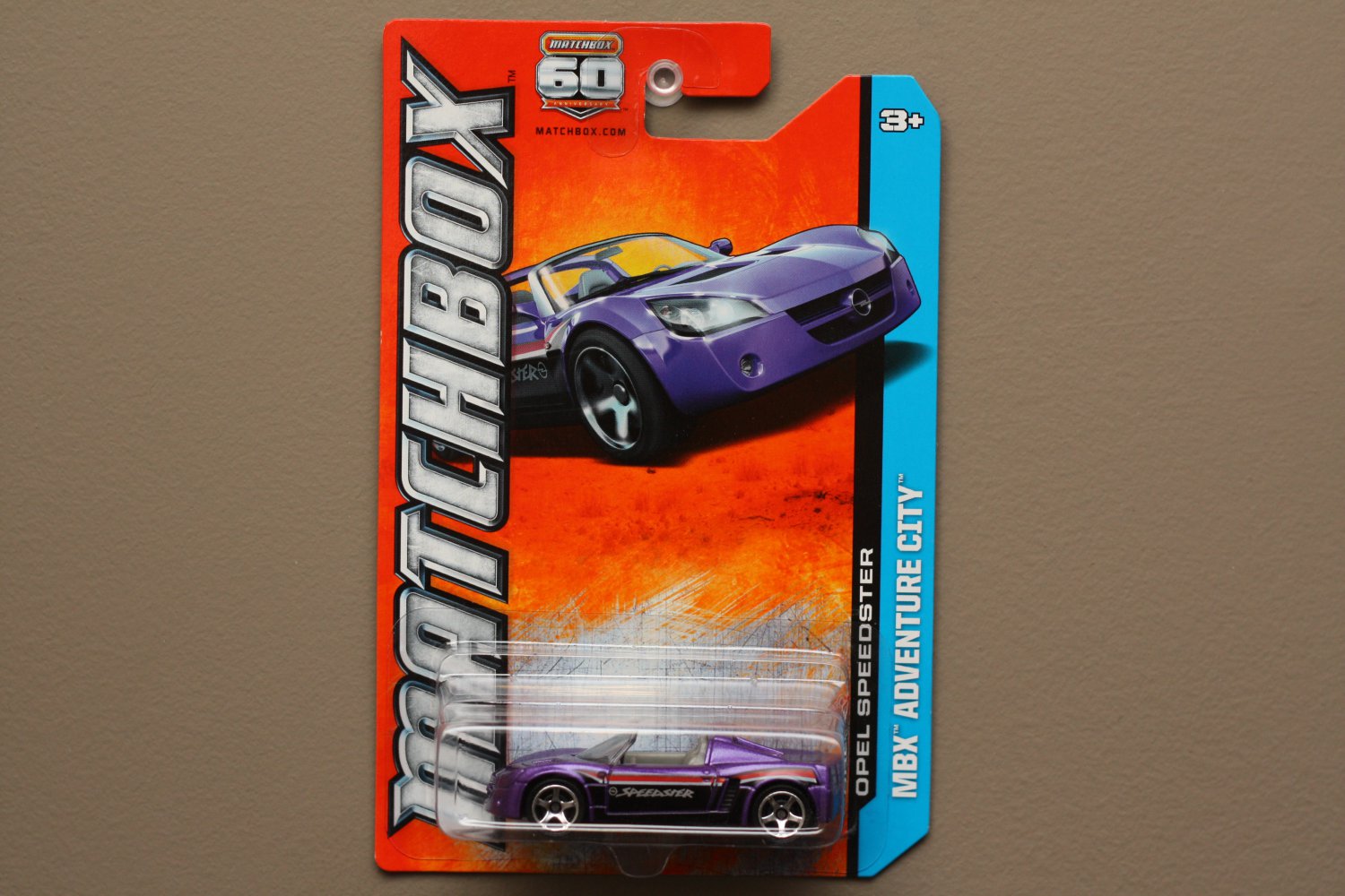 Matchbox 2013 MBX Adventure City Opel Speedster (purple)