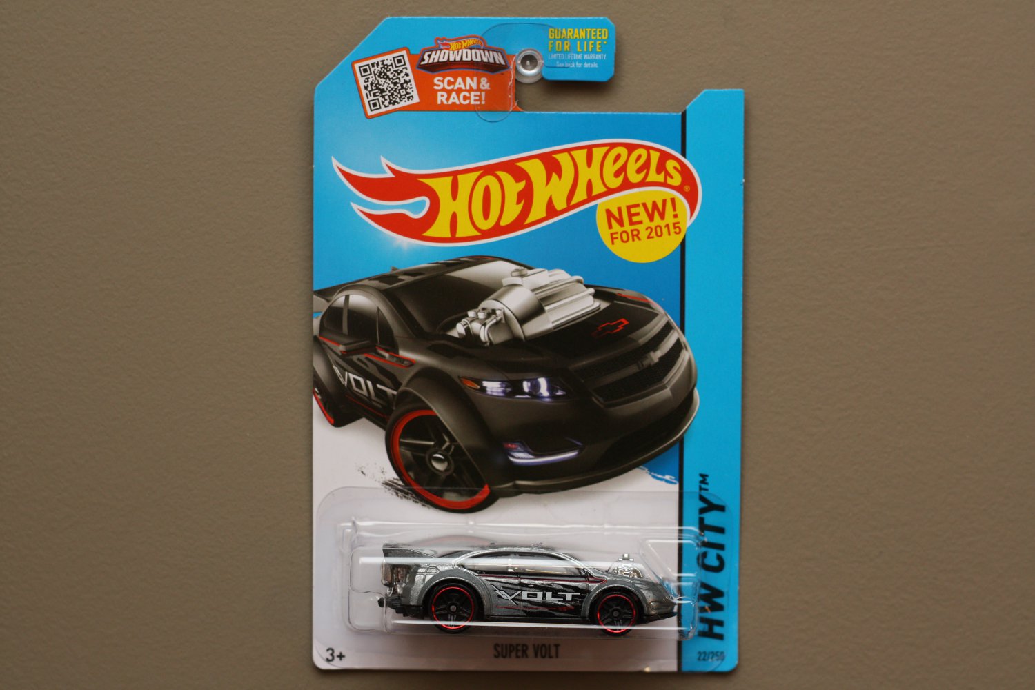 Hot Wheels 2015 HW City Chevrolet Super Volt (silver) .