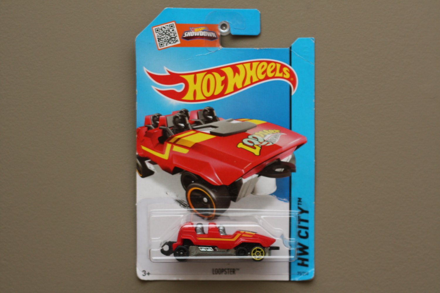 [WHEEL ERROR] Hot Wheels 2015 HW City Loopster (red) (hands down variation) (SEE CONDITION)