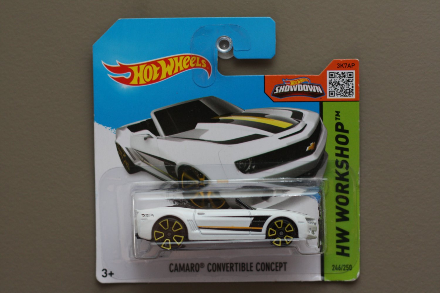 Hot Wheels 2015 HW Workshop Camaro Convertible Concept (white)