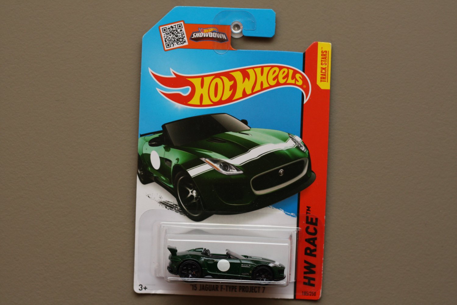 [INCOMPLETE BODY ERROR] Hot Wheels 2015 HW Race '15 Jaguar F-Type Project 7 (green)