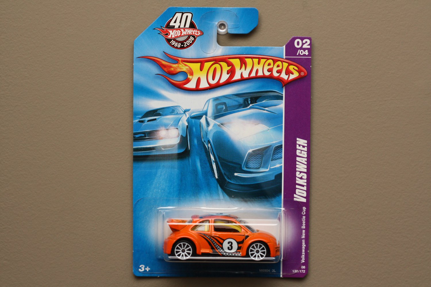 Hot Wheels 2008 Team Volkswagen VW New Beetle Cup (orange)