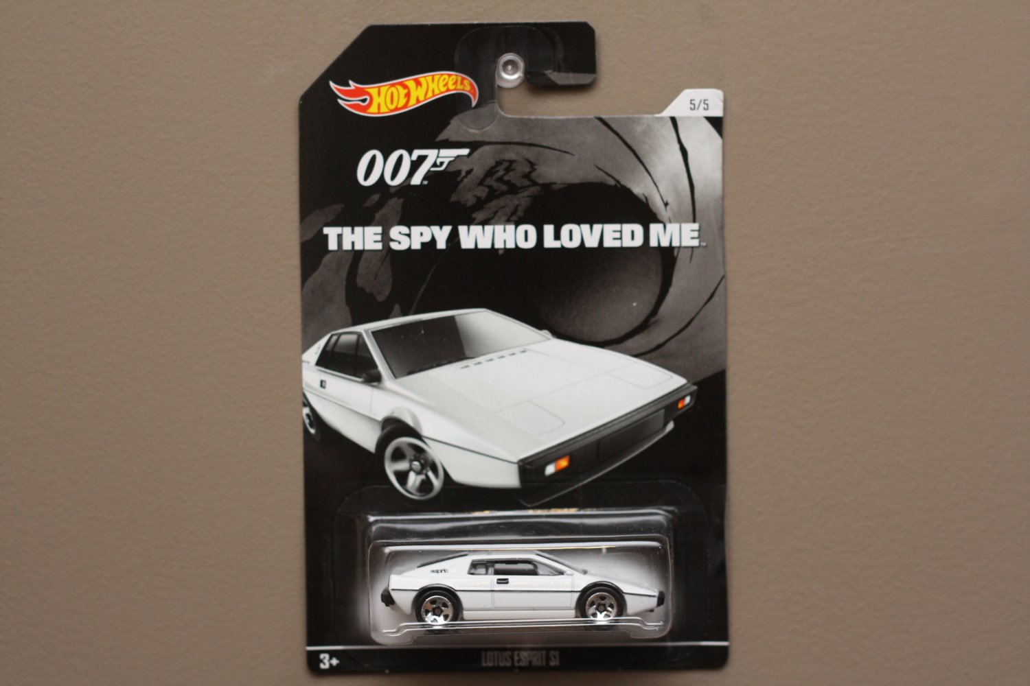 Hot Wheels 2015 James Bond 007 (COMPLETE SET OF 5 CARS)