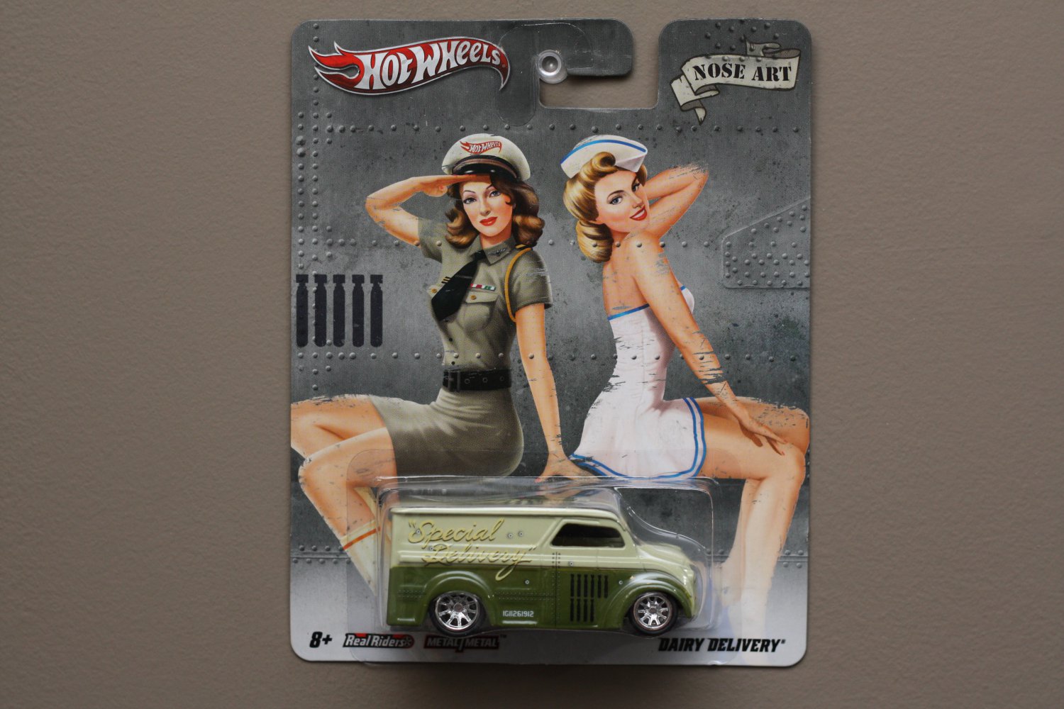 Hot Wheels 2012 Nostalgia Nose Art Dairy Delivery