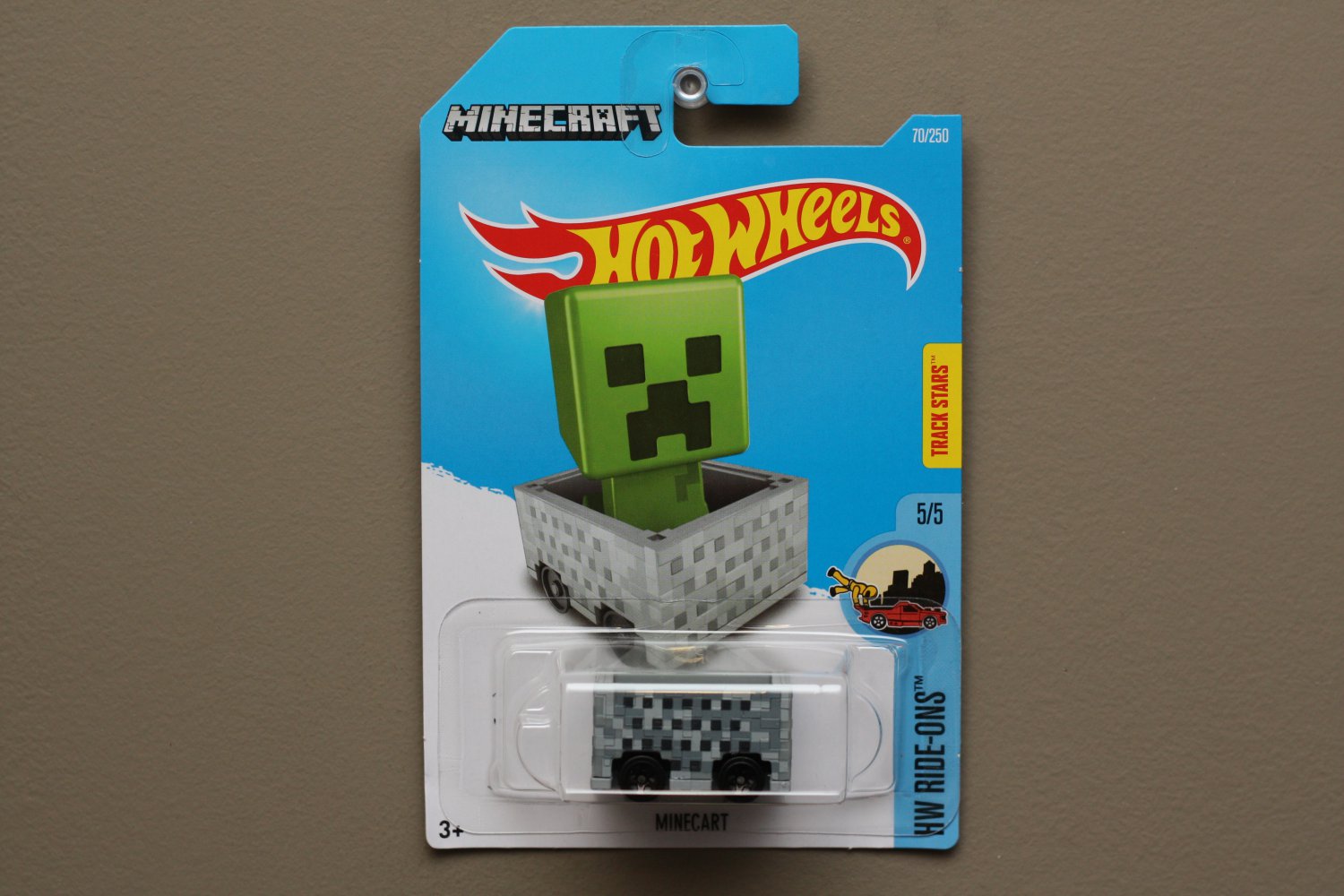 Hot Wheels 2016 HW Ride-Ons Minecraft Minecart (grey)