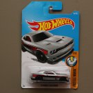 Hot Wheels 2017 Muscle Mania '15 Dodge Challenger SRT Hellcat (silver) (SEE CONDITION)