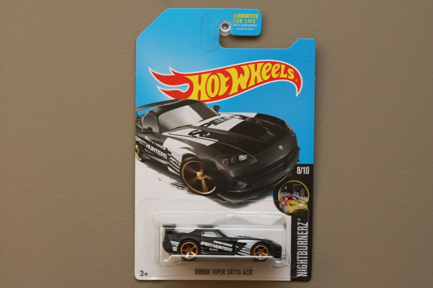 Hot Wheels 2017 Nightburnerz Dodge Viper SRT10 ACR (black - Kmart Excl.)