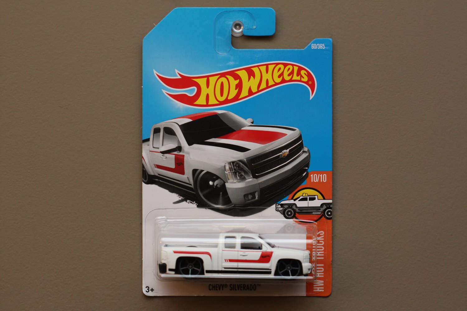 hot wheels chevy silverado 2017