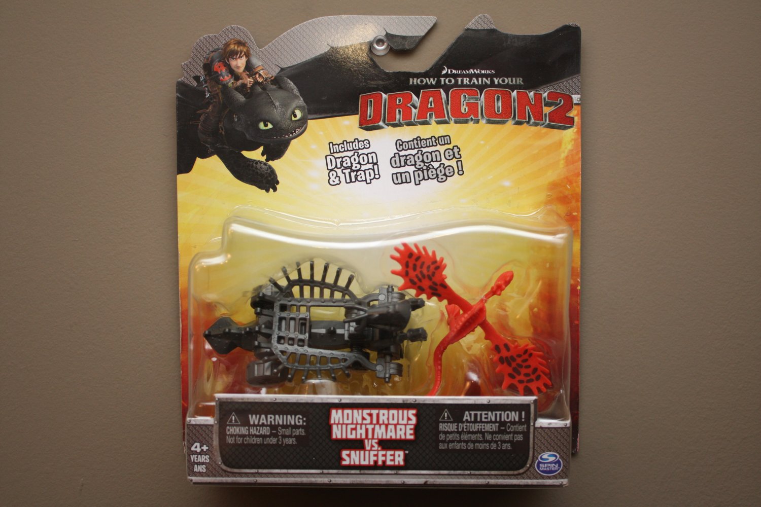 Spin Master How To Train Your Dragon 2 Montrous Nightmare vs Snuffer Play Set