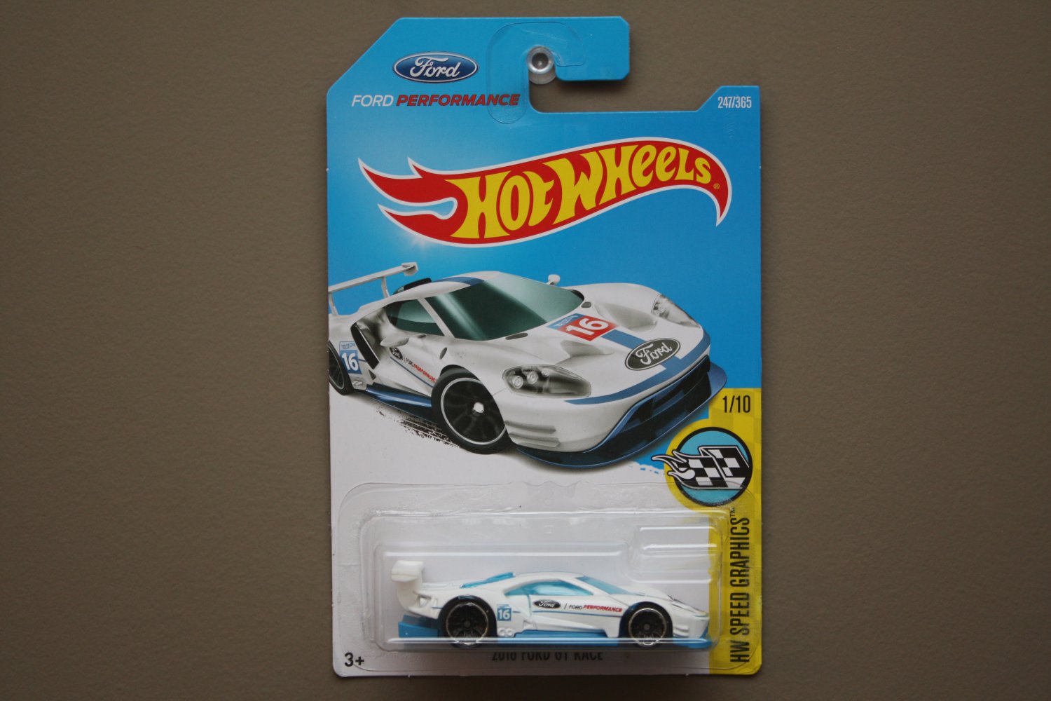 Hot Wheels 2017 HW Speed Graphics '16 Ford GT Race (white)