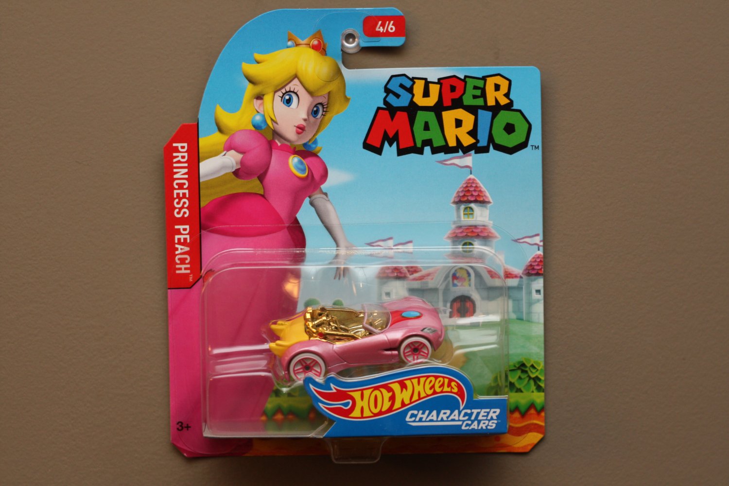 Hot Wheels 2017 Character Cars Nintendo Super Mario Princess Peach 6053