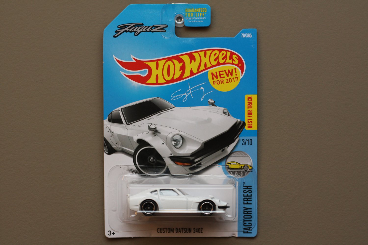 Hot Wheels 2017 Factory Fresh Custom Datsun 240Z (white) (Fugu Z)
