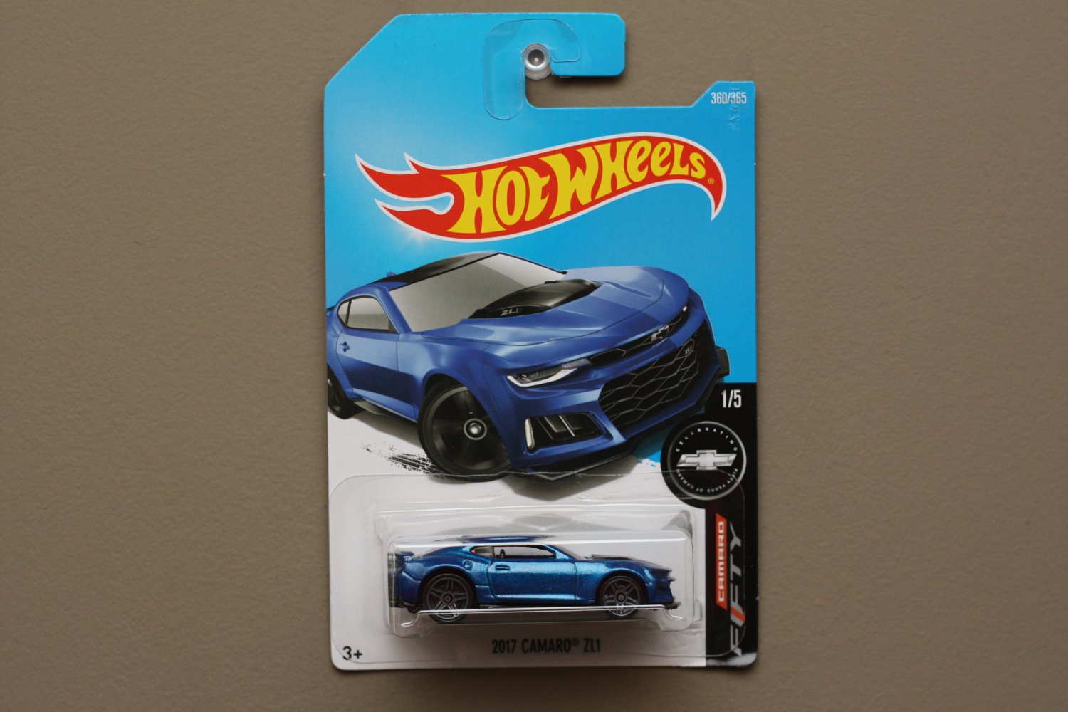 Hot Wheels 2017 Camaro Fifty '17 Camaro ZL1 (blue)