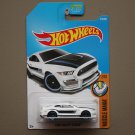 Hot Wheels 2017 Muscle Mania Ford Shelby GT350R (white)