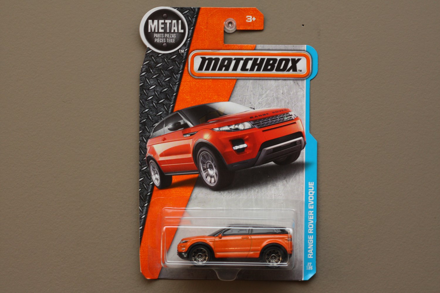 Matchbox 2016 MBX Adventure City Land Rover Range Rover Evoque (orange) (SEE CONDITION)