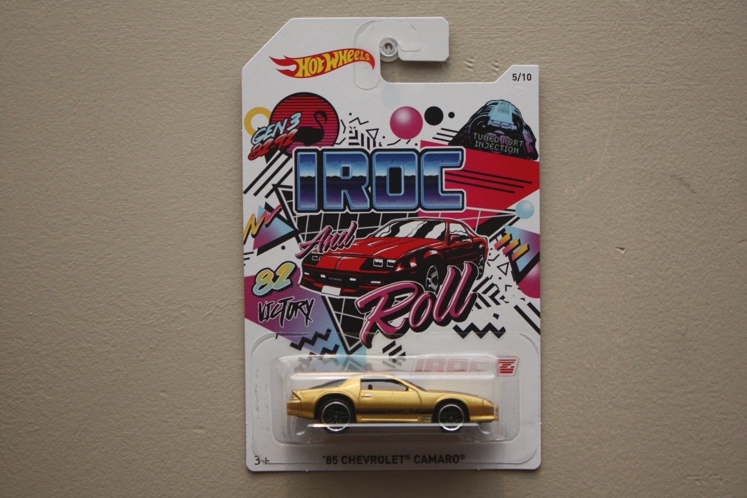 Hot Wheels 2018 50th Anniversary Camaro Series '85 Chevrolet Camaro IROC-Z