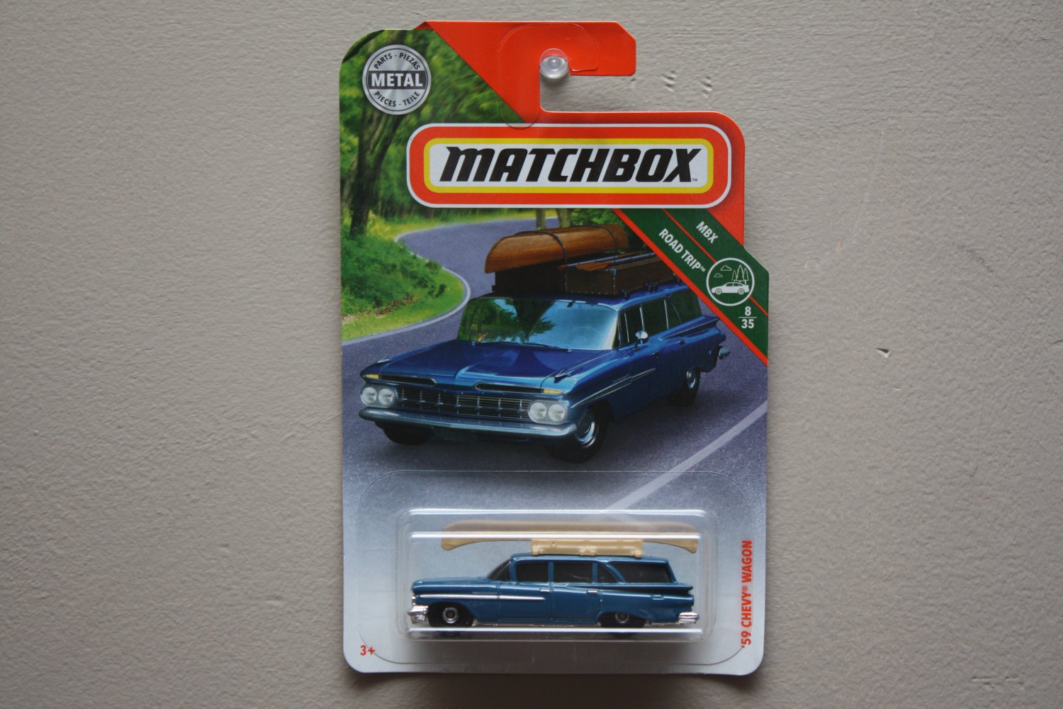 Matchbox 2018 MBX Road Trip '59 Chevy Wagon (blue)