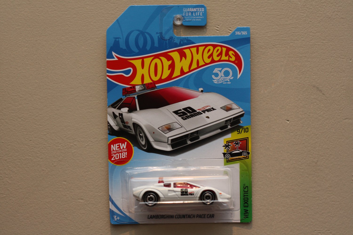 Hot Wheels 2018 HW Exotics Lamborghini Countach Pace Car (white) (SEE ...