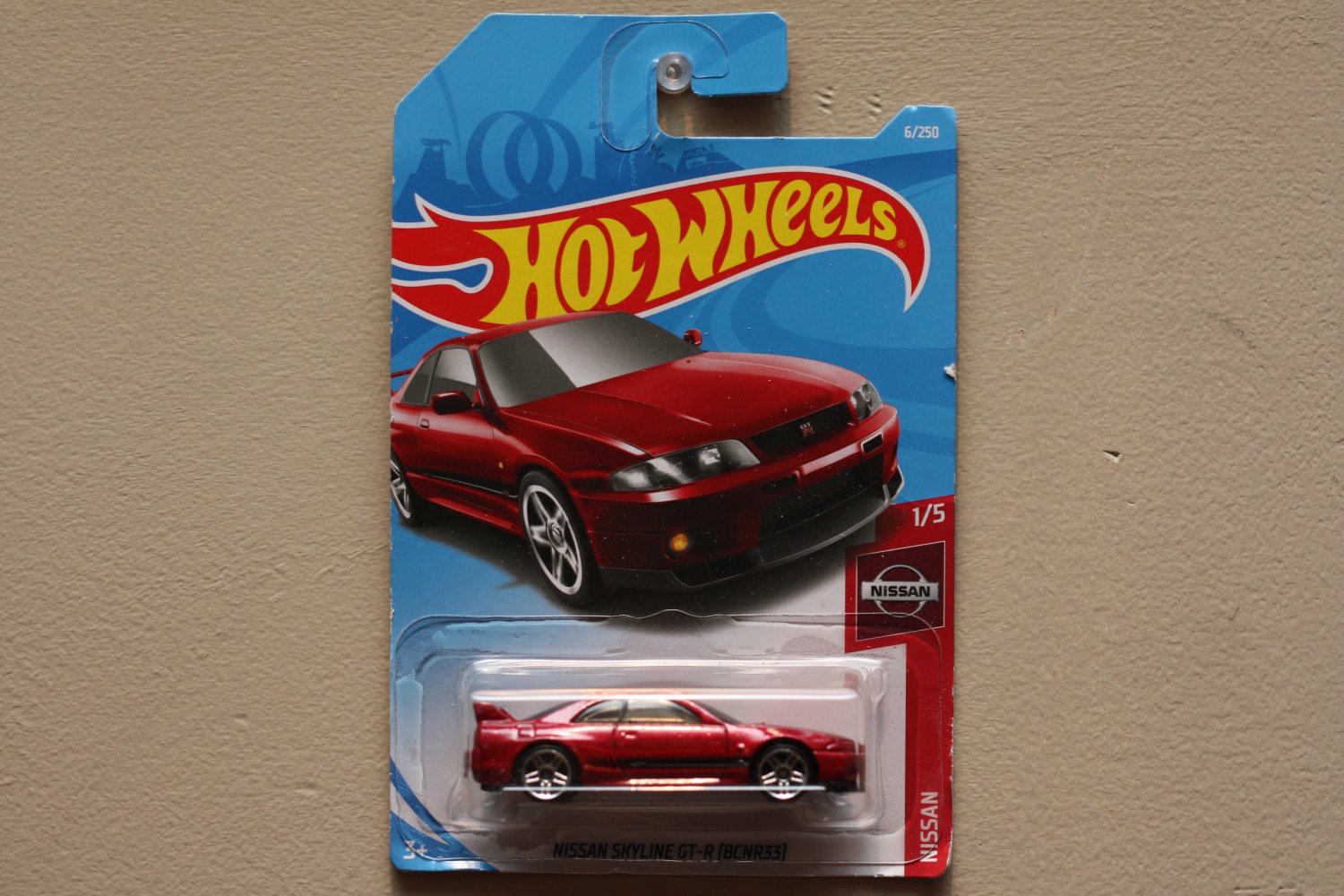Hot Wheels 19 Nissan Nissan Skyline Gt R nr33 R33 Red See Condition