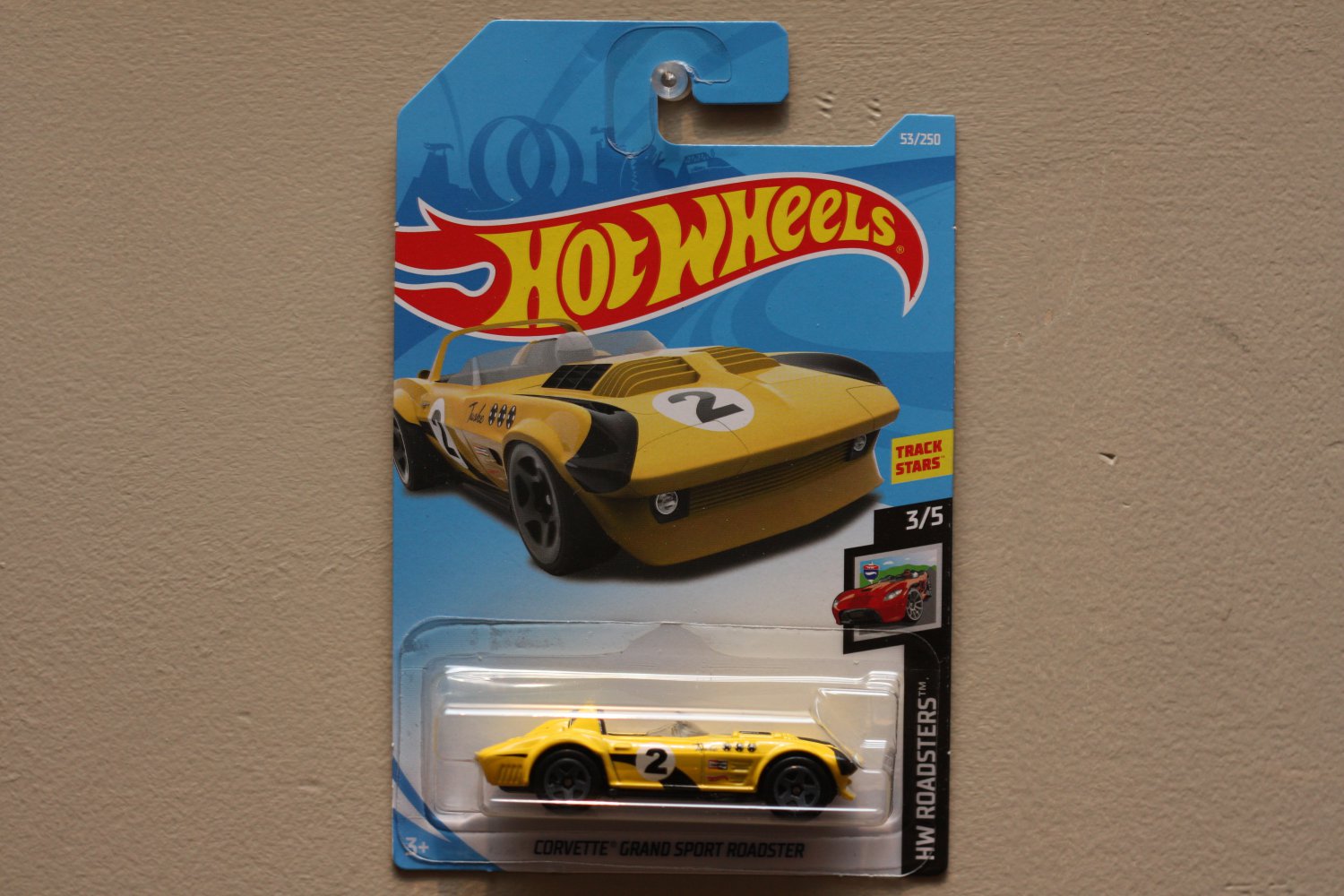 Hot Wheels 2019 HW Roadsters Corvette Grand Sport Roadster (yellow)