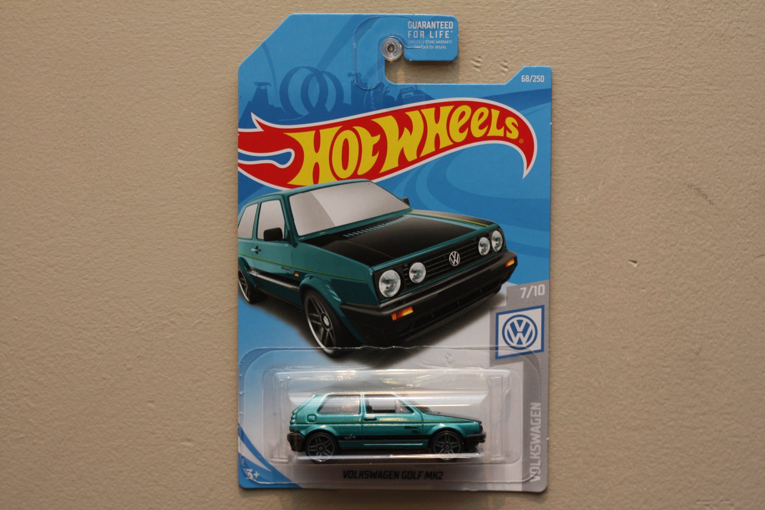 Hot Wheels 2019 Volkswagen Volkswagen Golf MK2 (teal)