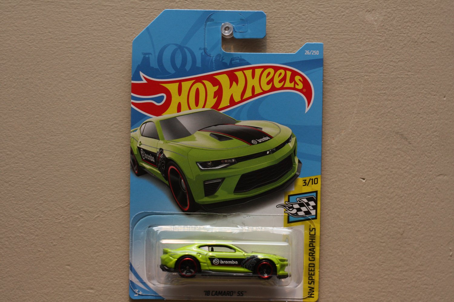 Hot Wheels 2019 HW Speed Graphics '18 Camaro SS (green)