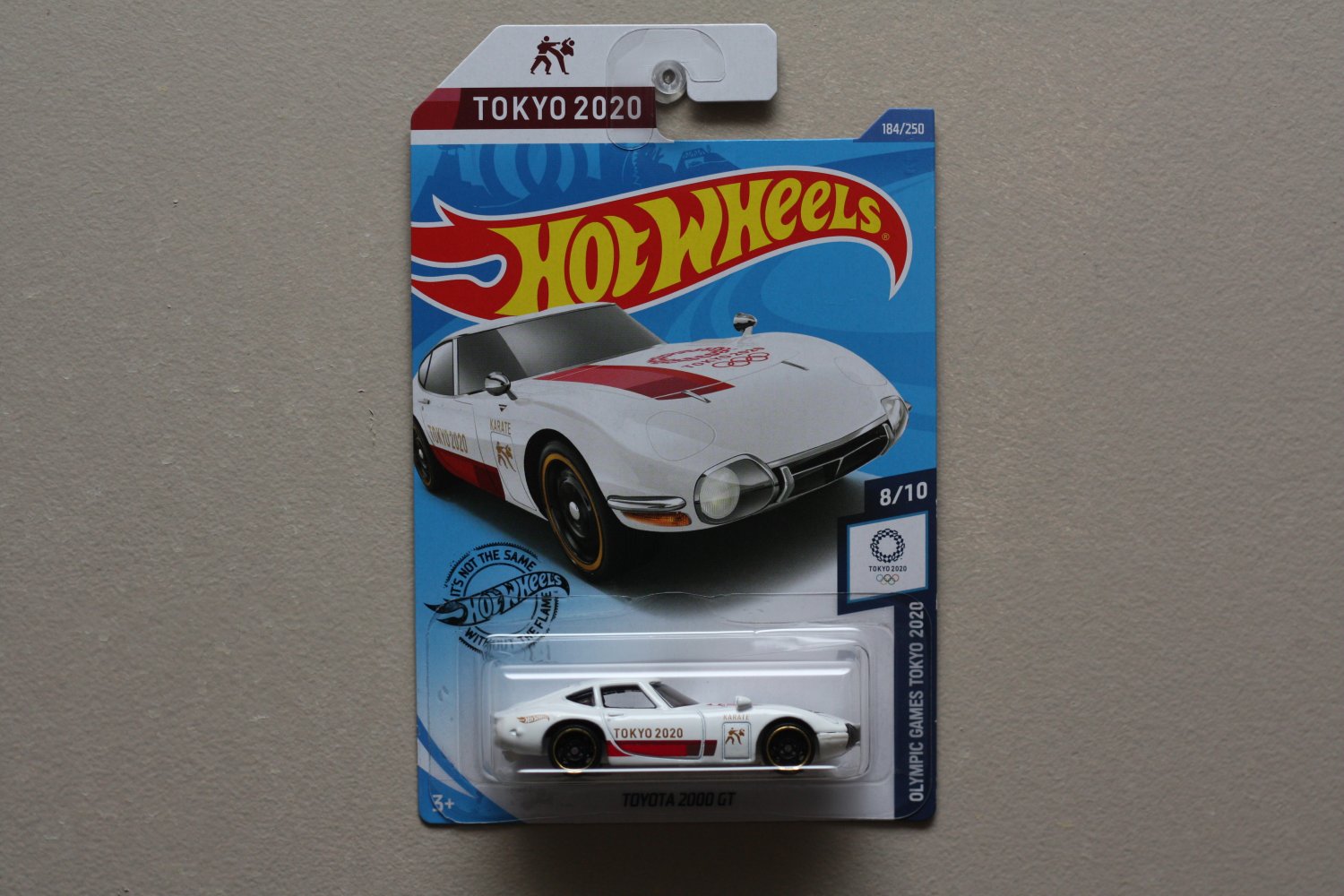 Hot Wheels 2020 Olympic Games Tokyo Toyota 2000 GT (white)