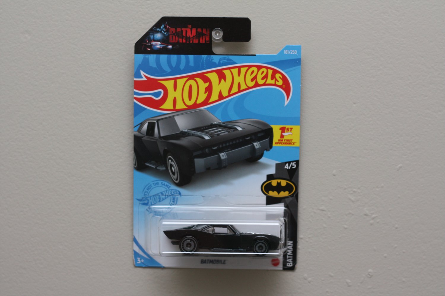 Hot Wheels 2021 Batman '22 Batmobile (black)