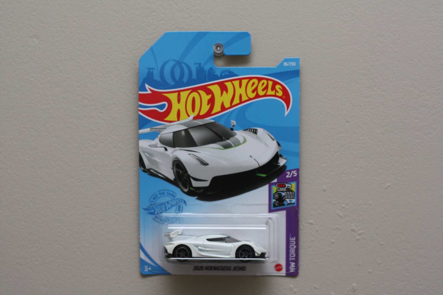 Hot Wheels 2021 HW Torque '20 Koenigsegg Jesko (white)