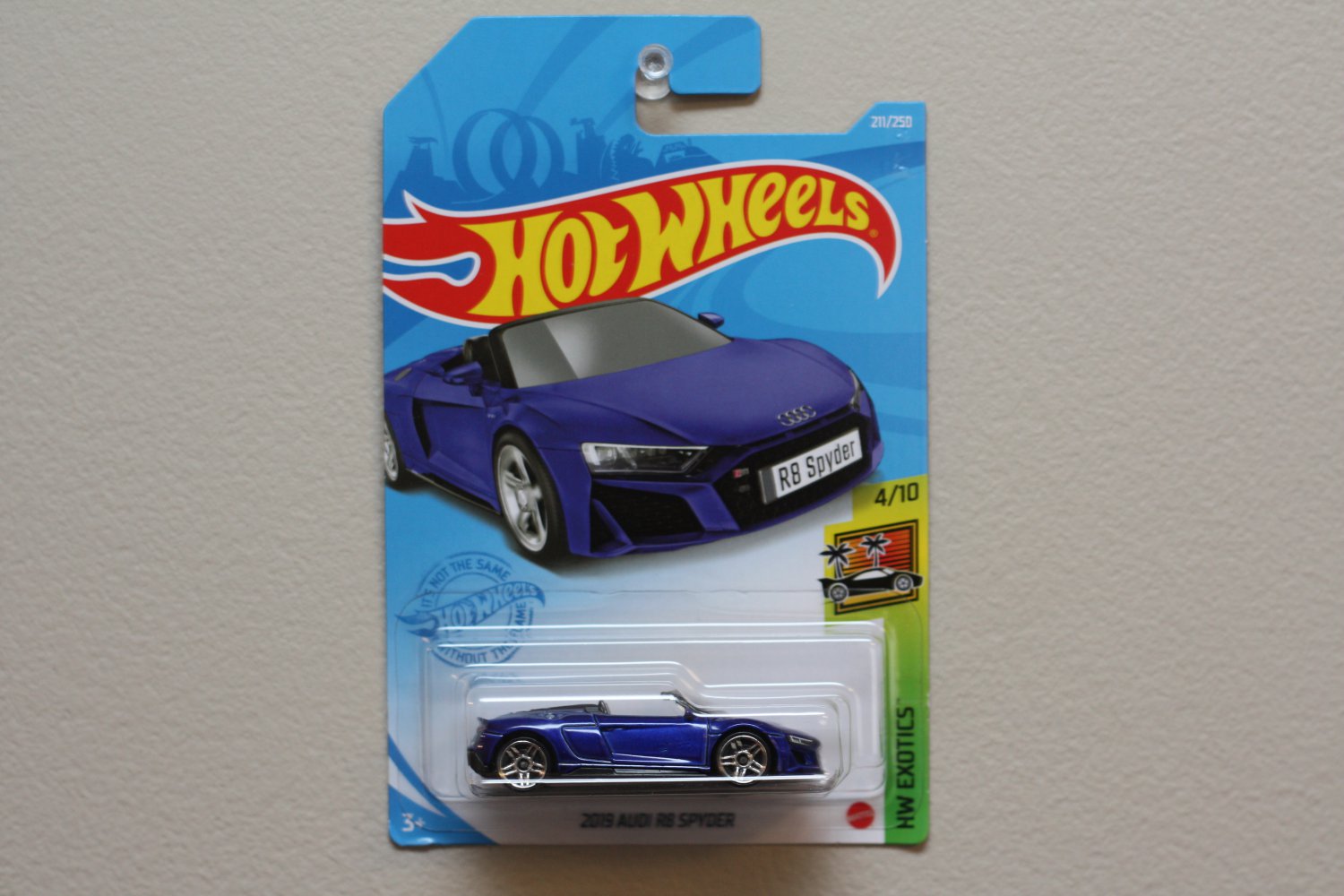 Hot Wheels 2021 HW Exotics '19 Audi R8 Spyder (blue)