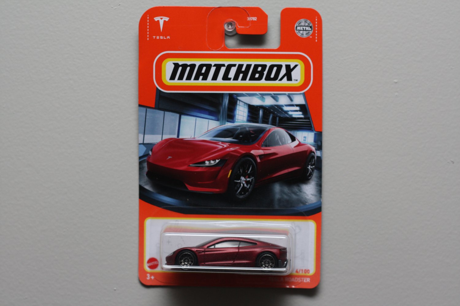 Matchbox 2021 #4/100 '20 Tesla Roadster (red)