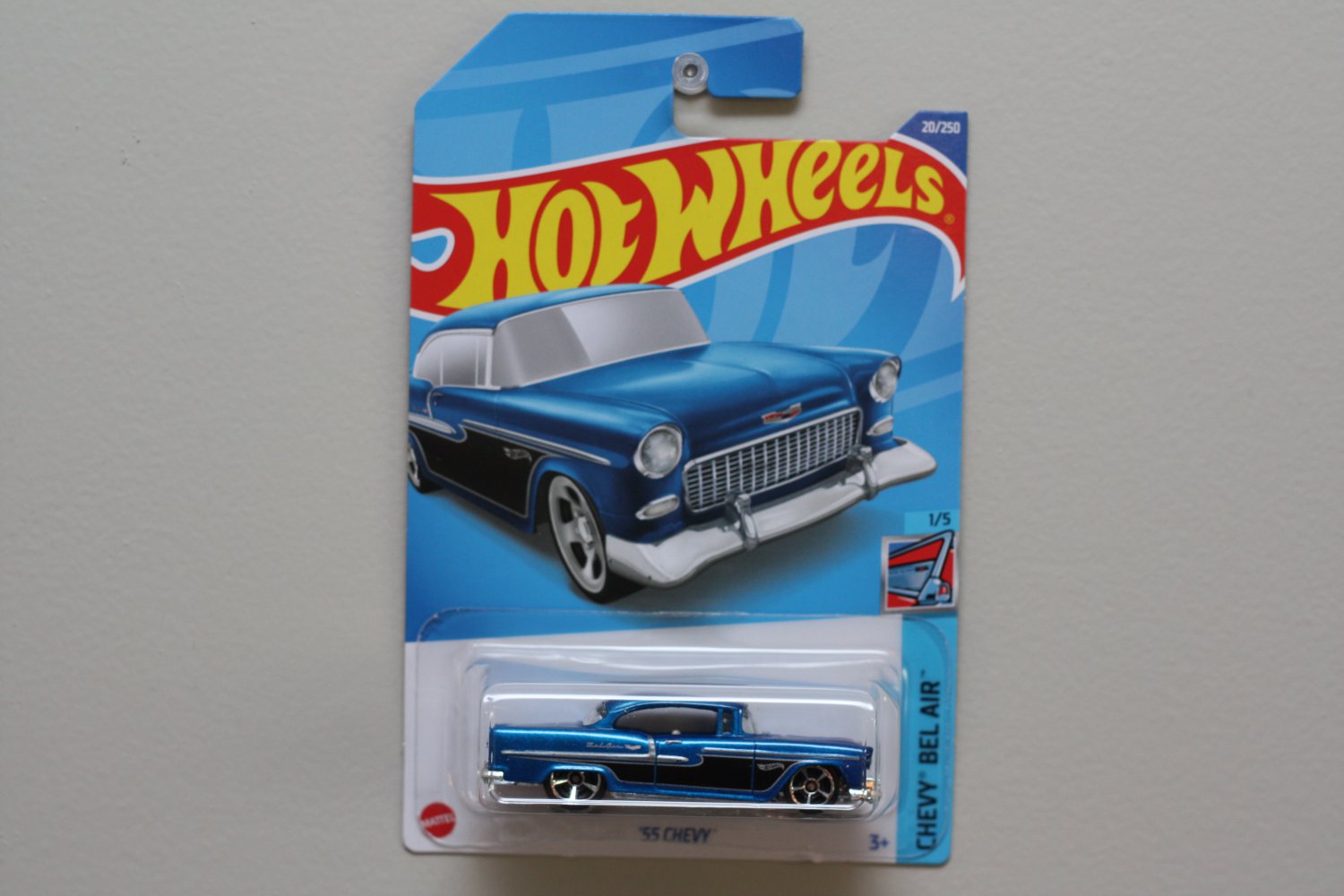 Hot Wheels 2022 Chevy Bel Air '55 Chevy (blue)