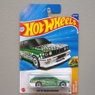 Hot Wheels 2025 Wagons '92 BMW M3 Wagon (green)